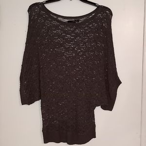 Sweater with 3/4 sleeves